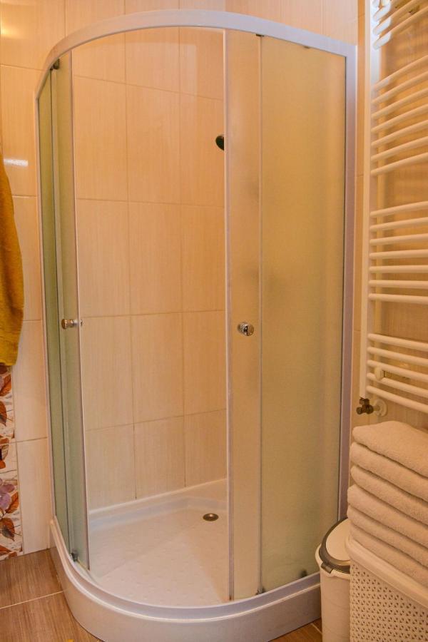 Unicum Apartman Hajdúszoboszló Esterno foto