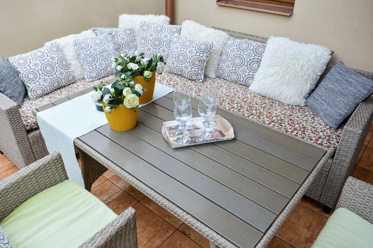 Unicum Apartman Hajdúszoboszló Esterno foto